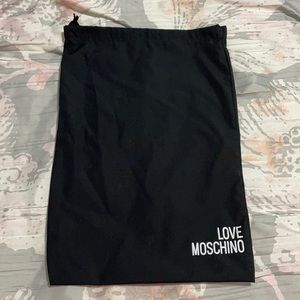 Love Moschino dust bag